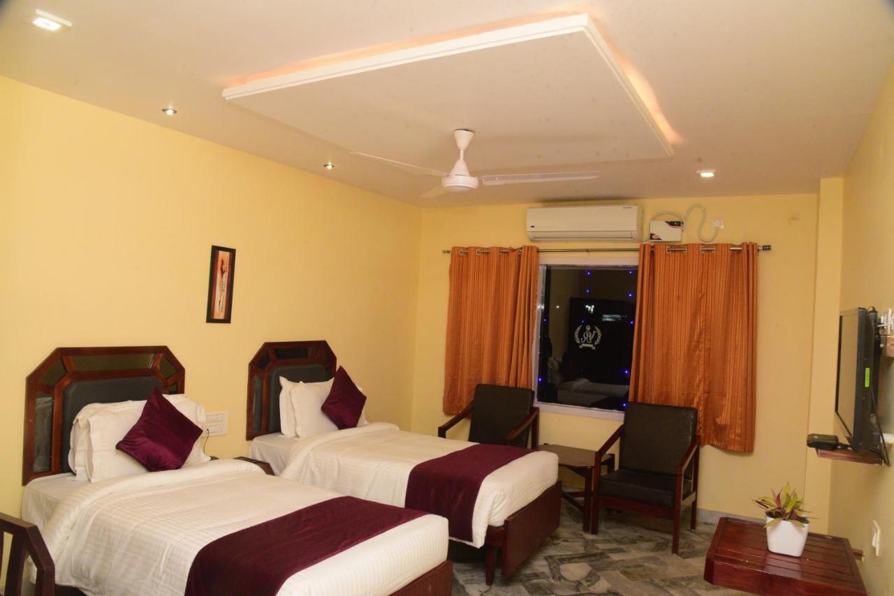 Hotel Vijaya Residency Anakāpalle Exterior foto